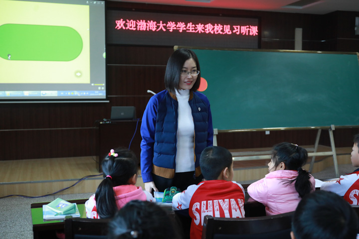 锦州市实验学校-我校孟凡宁老师和李盈老师为渤大本科